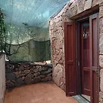Sardinia -appartamento Indipendente A * Tanaunella