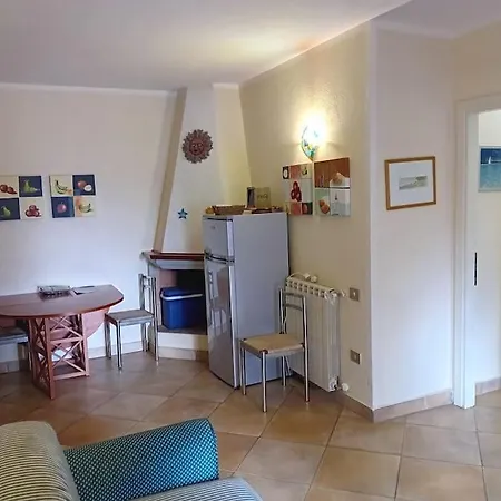 Sardinia -appartamento Indipendente A * Tanaunella