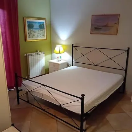 Sardinia -appartamento Indipendente A * Tanaunella