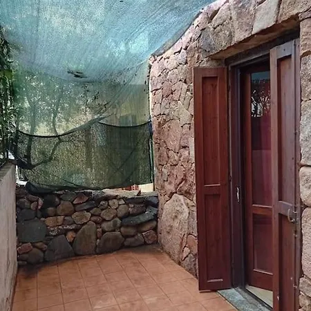 Sardinia -appartamento Indipendente A * Tanaunella